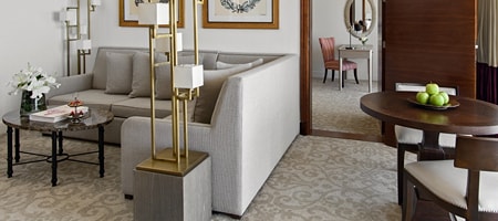 Deluxe Sea View Suite