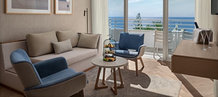 Junior Suite Pool and Sea View