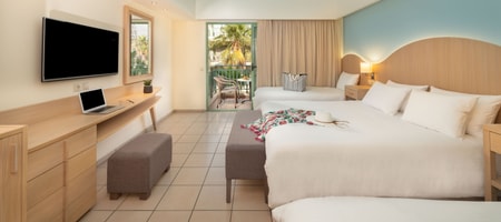 Standard 4-Bed Room