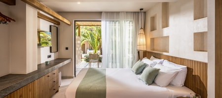 Deluxe Family Room