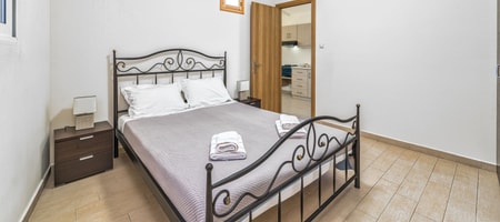 1 Bedroom Apartment - Garden View