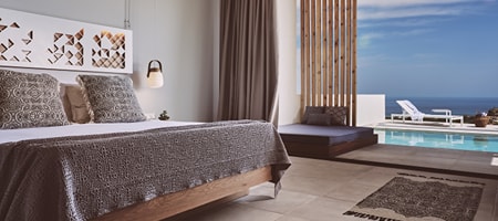 Deluxe Heated Private Pool Suite with Sea View