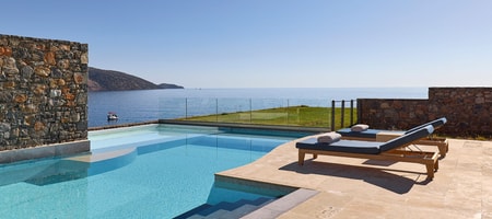 Club Suite Private Pool Seafront - Aiolos/ Zefyros/ Zeus House/ Eros/ Penelopi