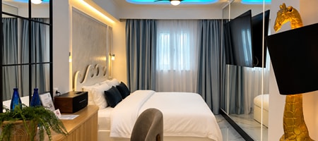 Sunrise Suite with Jacuzzi - Sea View