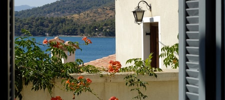 Garden Apartment at Roloi property