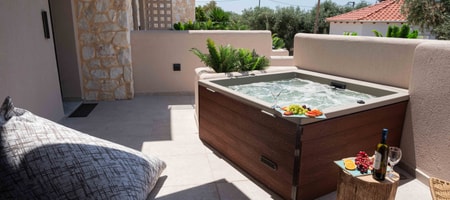 Hideaway Suite with private Hot Tub | 61m2