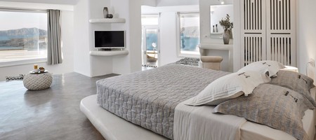VIP Suite With Private Outdoor Hot Tub & Caldera View