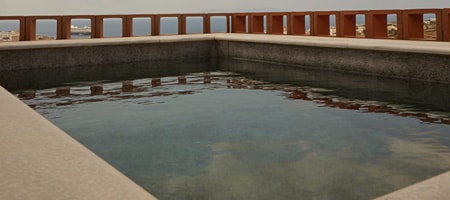 Deluxe Suite with Outdoor Tub