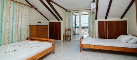 2 Bedroom Sea View Apartment - 7 guests