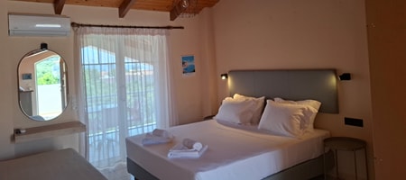 Loft Studio - King Size Bed & Views
