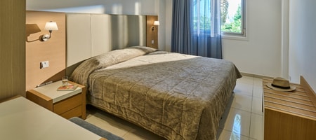 One-Bedroom Suite Terrace Garden View