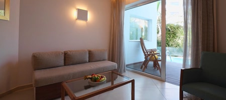 Deluxe Garden View with Shared Pool