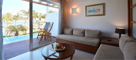Junior Suite Sea View with Shared Pool