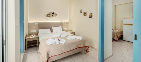 Apartment | One Bedroom with Mountain View