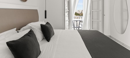 Double Room with Partial Sea View