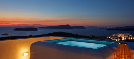Exclusive Suite with hot tub and sea view