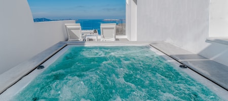 Nefeli Suite with Caldera View & Hot Tub