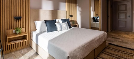 Executive Room with Private Pool & Side Sea View