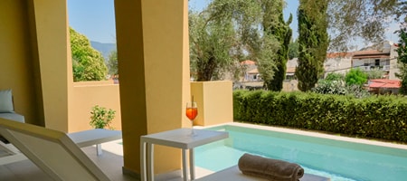 Superior room with Private Pool