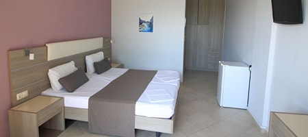 Room Finiki