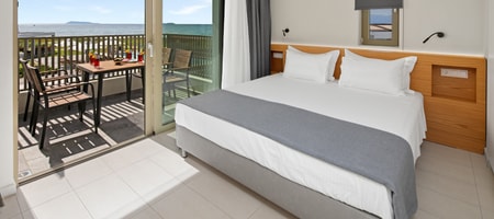 Premium Suite with Direct Sea View