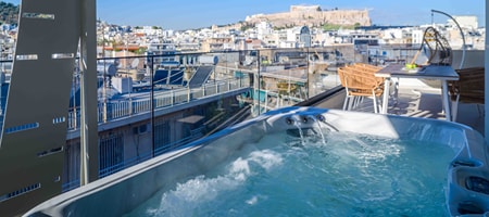 3-Bedroom House with Outdoor Hot Tub & Acropolis View