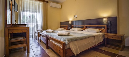 Economy Triple Room