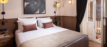 Deluxe Double Room with Side Sea View 17m²