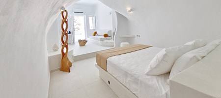 Deluxe Cave Suite with Private Jacuzzi