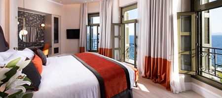 Executive Suite with 1 King Bed and Sea View