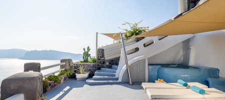 Thirea Honeymoon Suite