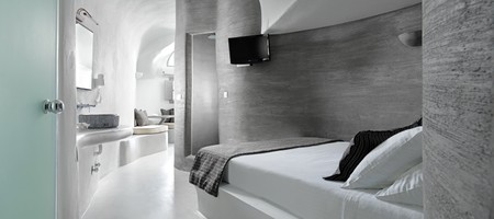 Standard Suite with Caldera View