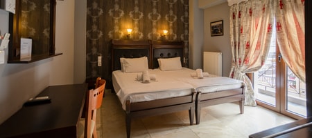 Twin Room | Mountain View [15 m²]