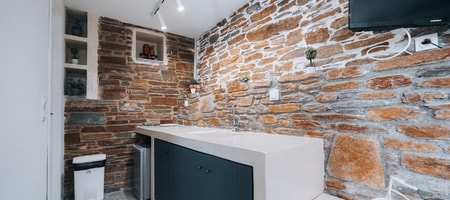Deluxe Studio
