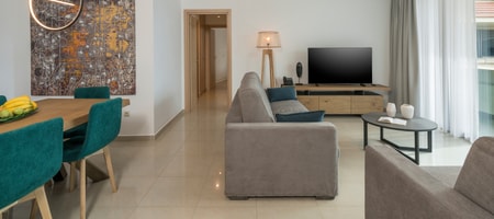 Superior 2 Bedroom Apartment