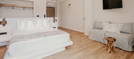 Corner Suite