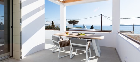 Superior Two-Bedroom Upper Floor Apartment with Sea View