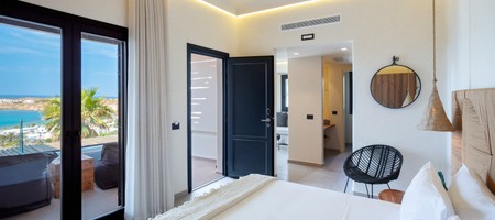 Superior Suite with Front Yard Private Pool and Panoramic Sea View
