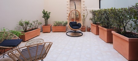 Ground floor (35 sqm) with private patio