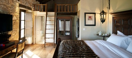 Honeymoon Suite