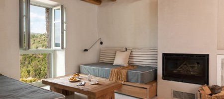 Ruga Suite with Mountain View & Fireplace