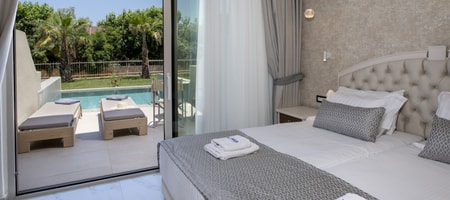 Junior Suite with Individual Pool