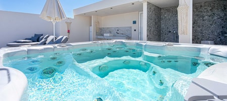 Rooftop Jacuzzi Suite with Sea View