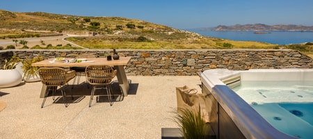 Open Space Exclusive Suite Sea View with Hot Tub