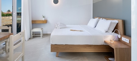 Double Room Jacuzzi Partial Sea View