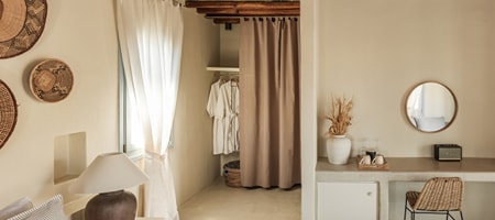 Flaros (Superior Double Room 30 sqm)