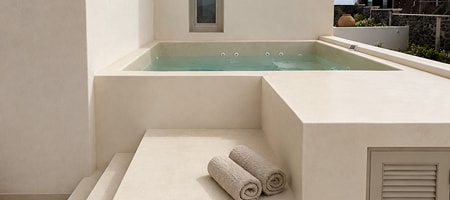 Superior Caldera Suite with Outdoor Hot Tub