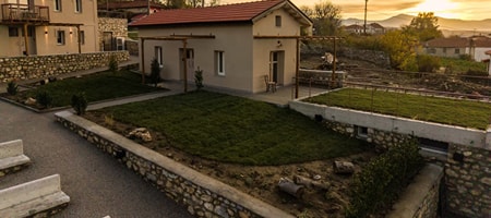 Vevi Villa III