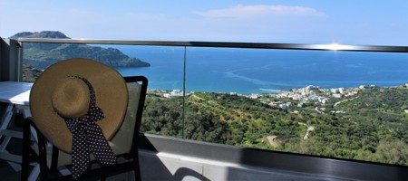 Irida apartment with sea view