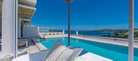 Signature Suite Sea View with Private Pool